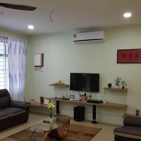 Ellis Lot 310 Villa Kuching Eksteriør bilde